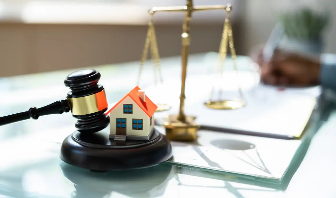 Fixtures and fittings auction property kitchen showing integrated appliances and units